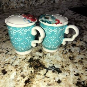 Salt and pepper shakers